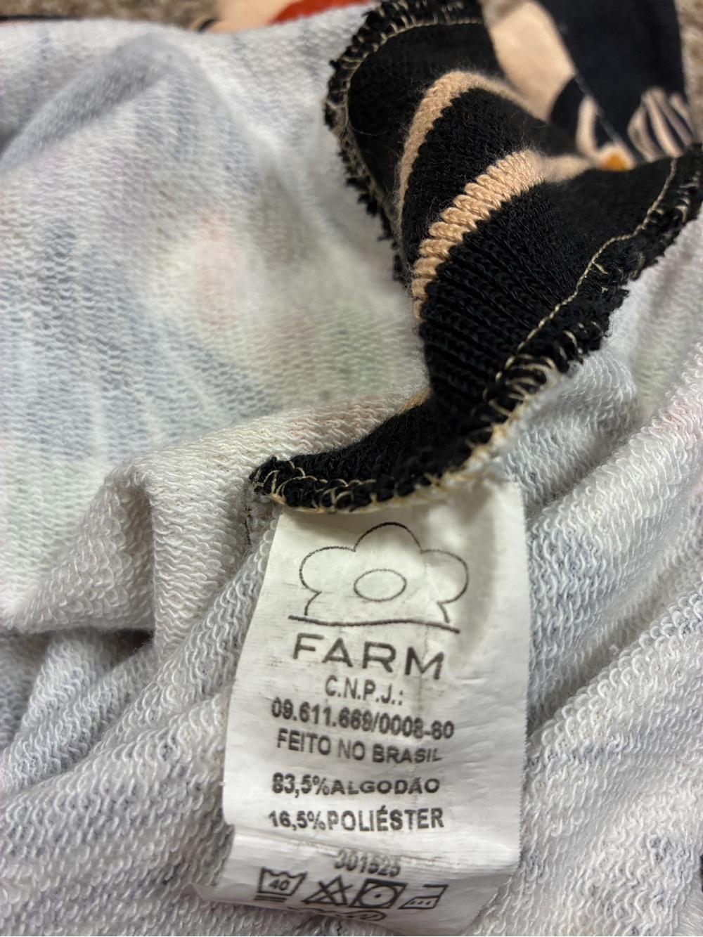 FARM Rio “colorful birds flying in air” Printed Romper - Picture 10 of 15
